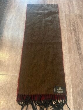 Byrnes & Baker two toned scarf